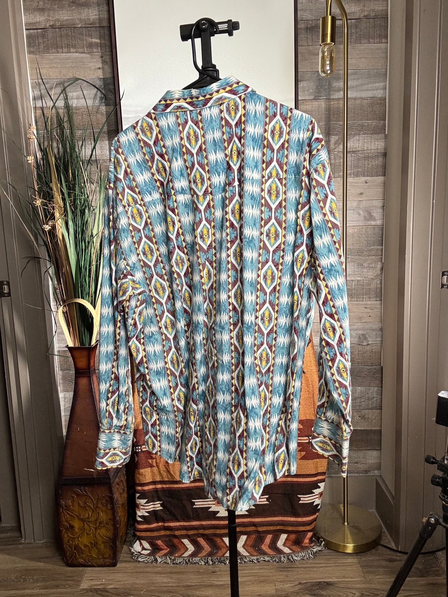 Wrangler Men's Checotah Long Sleeve Pearl Snap, Dusty Blue Diamond - Size: LARGE