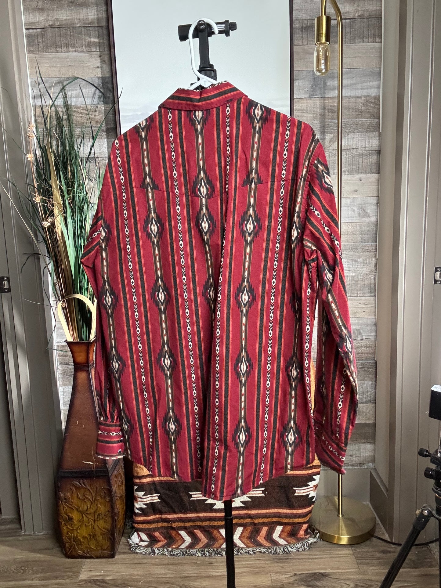 Wrangler Checotah Men's Southwestern Print Long Sleeve - Maroon, Size: LARGE