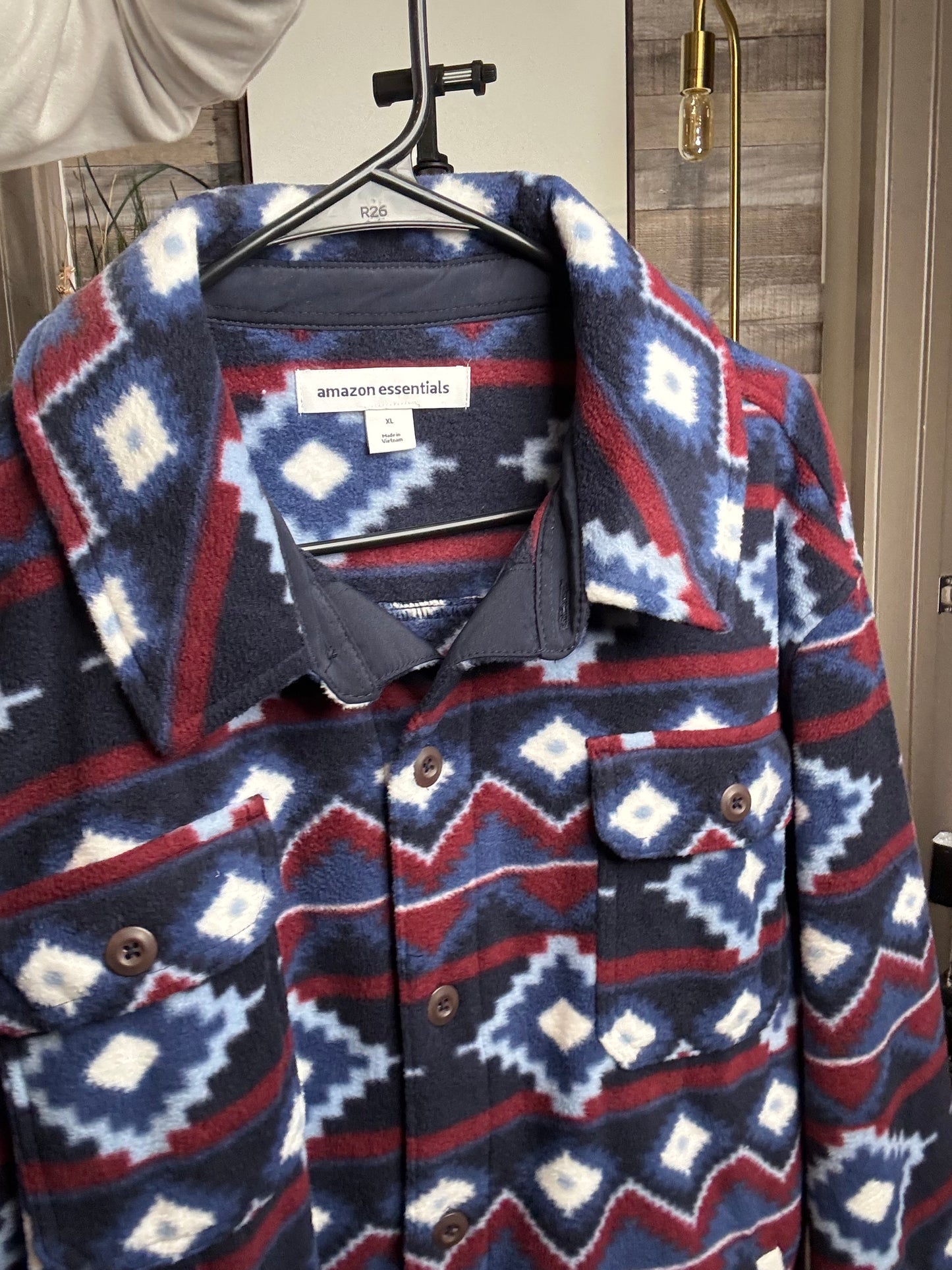 Amazon Essentials Aztec Print Fleece - Navy/Wine, Size: XLARGE