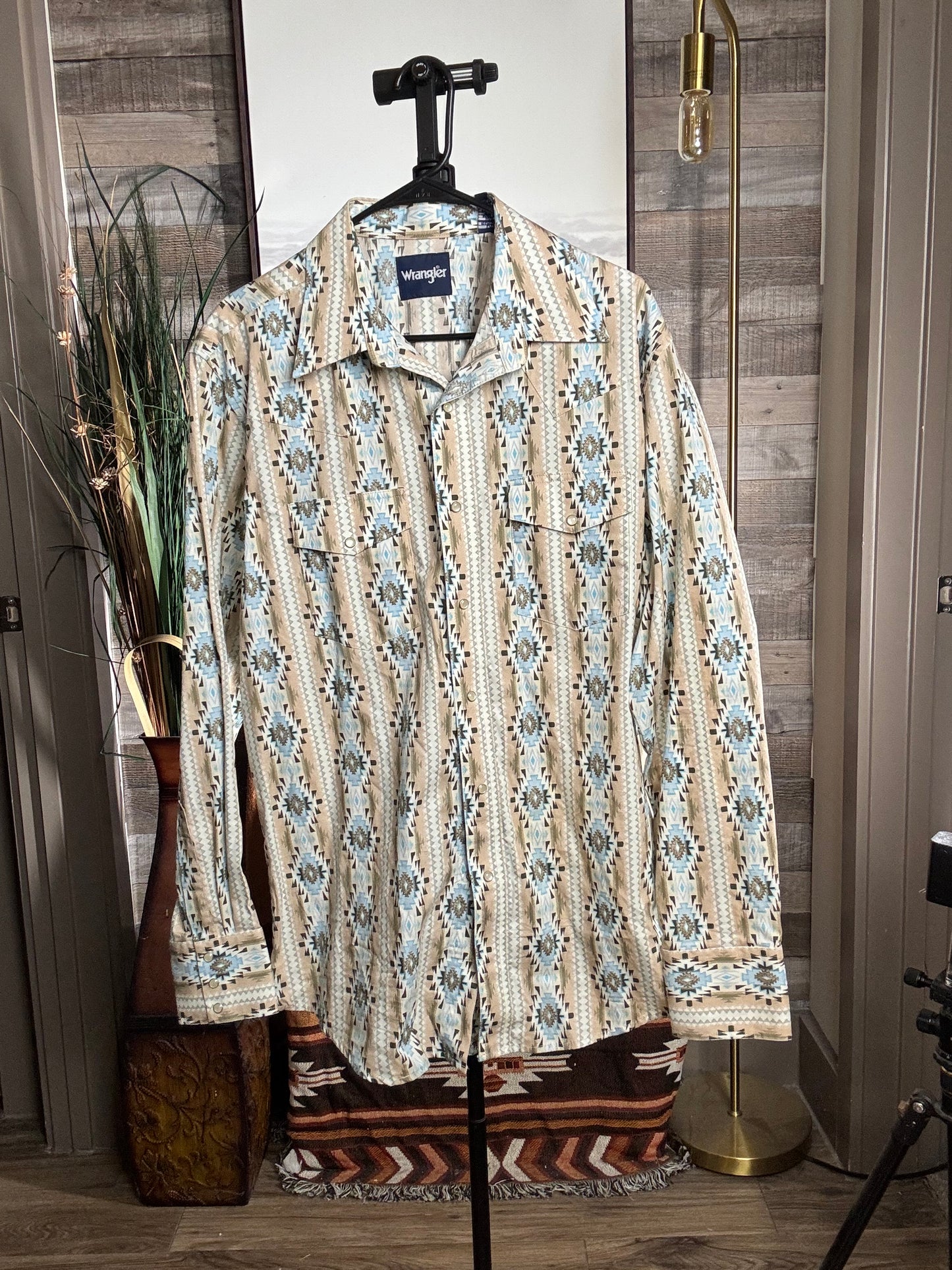 Wrangler Checotah Shirt Aztec Print Pearl Snap, Cream/Olive, Size: LARGE