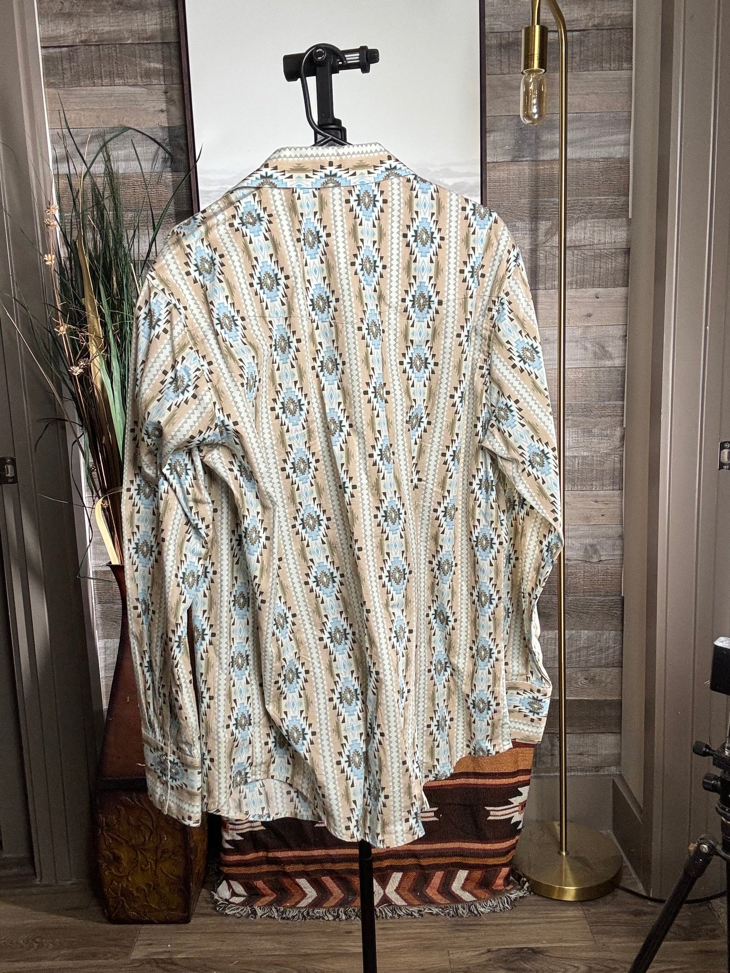 Wrangler Checotah Shirt Aztec Print Pearl Snap, Cream/Olive, Size: LARGE