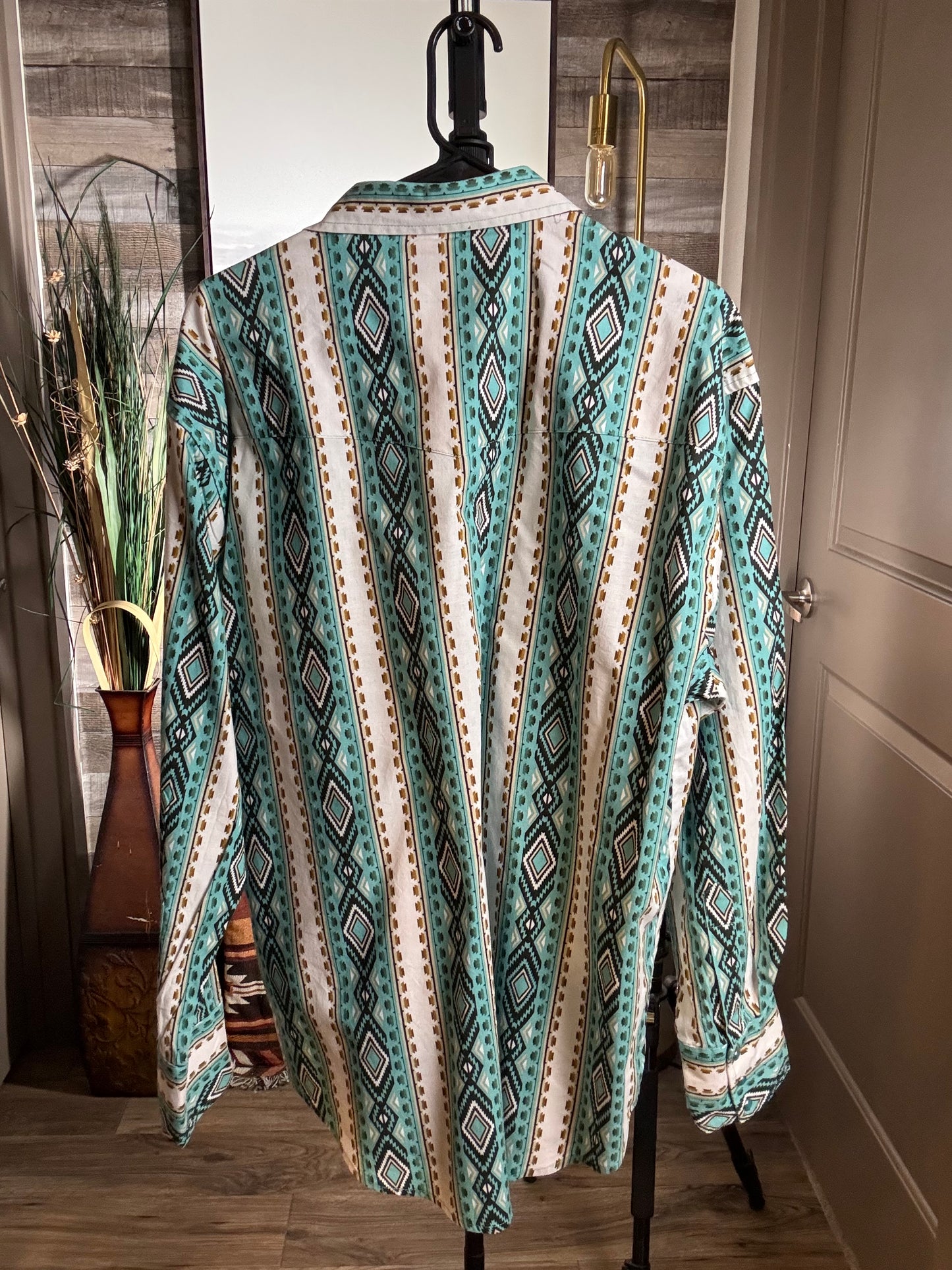 Wrangler Checotah Teal and White, SIZE: LARGE