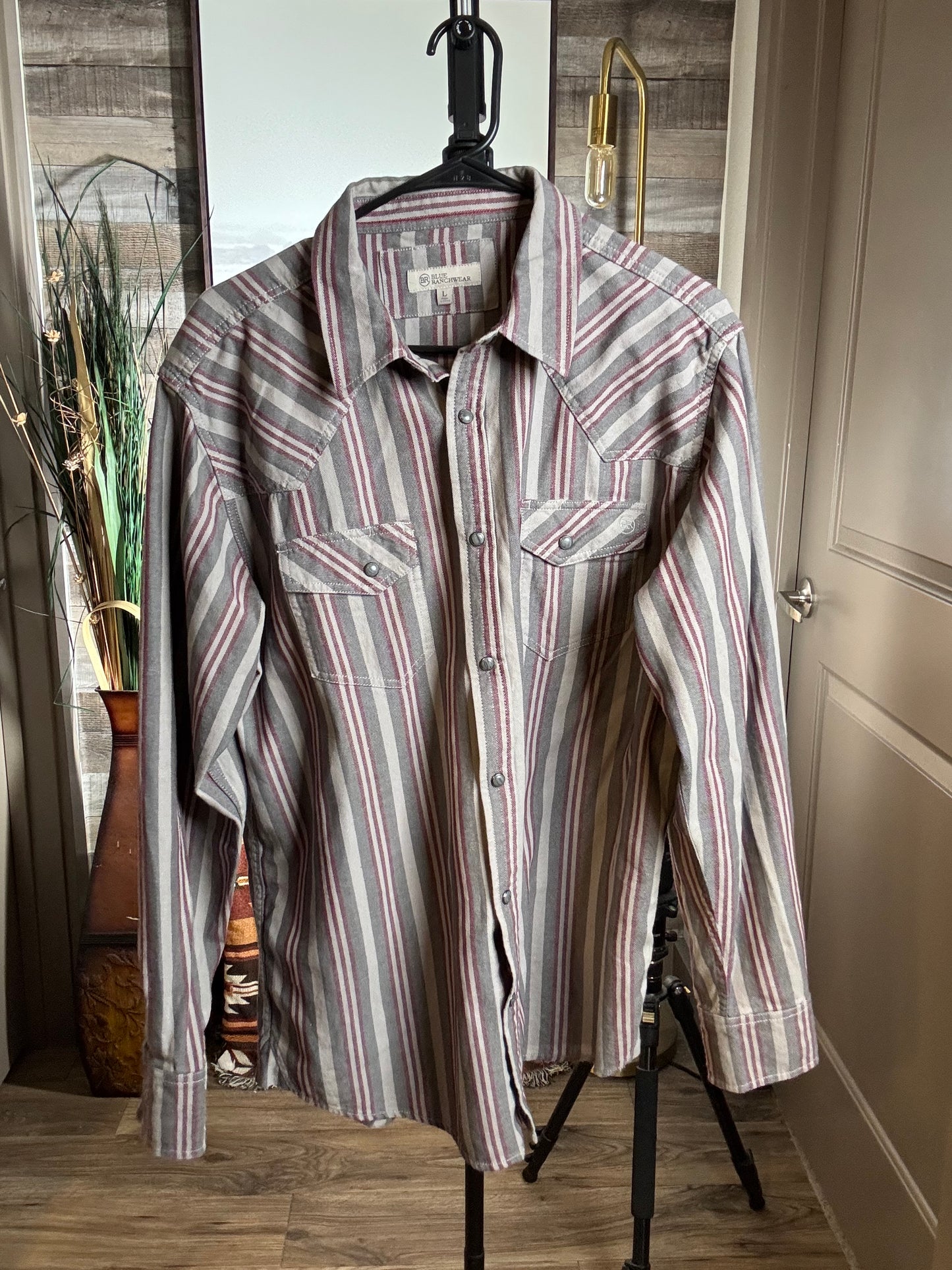 Blue Ranchwear Pearl Snap Shirt, Grey w/Maroon Stripe - SIZE: LARGE