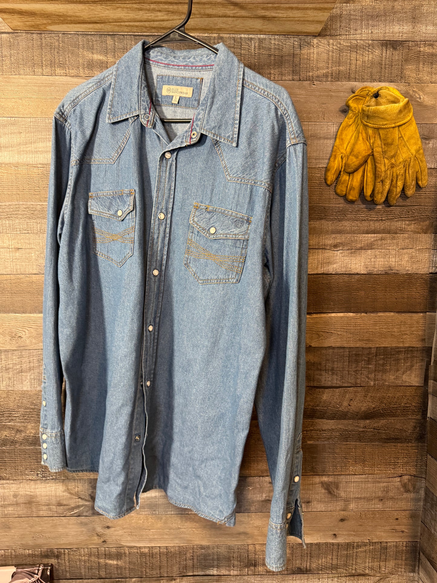 Blue Ranchwear Denim Pearl snap LARGE