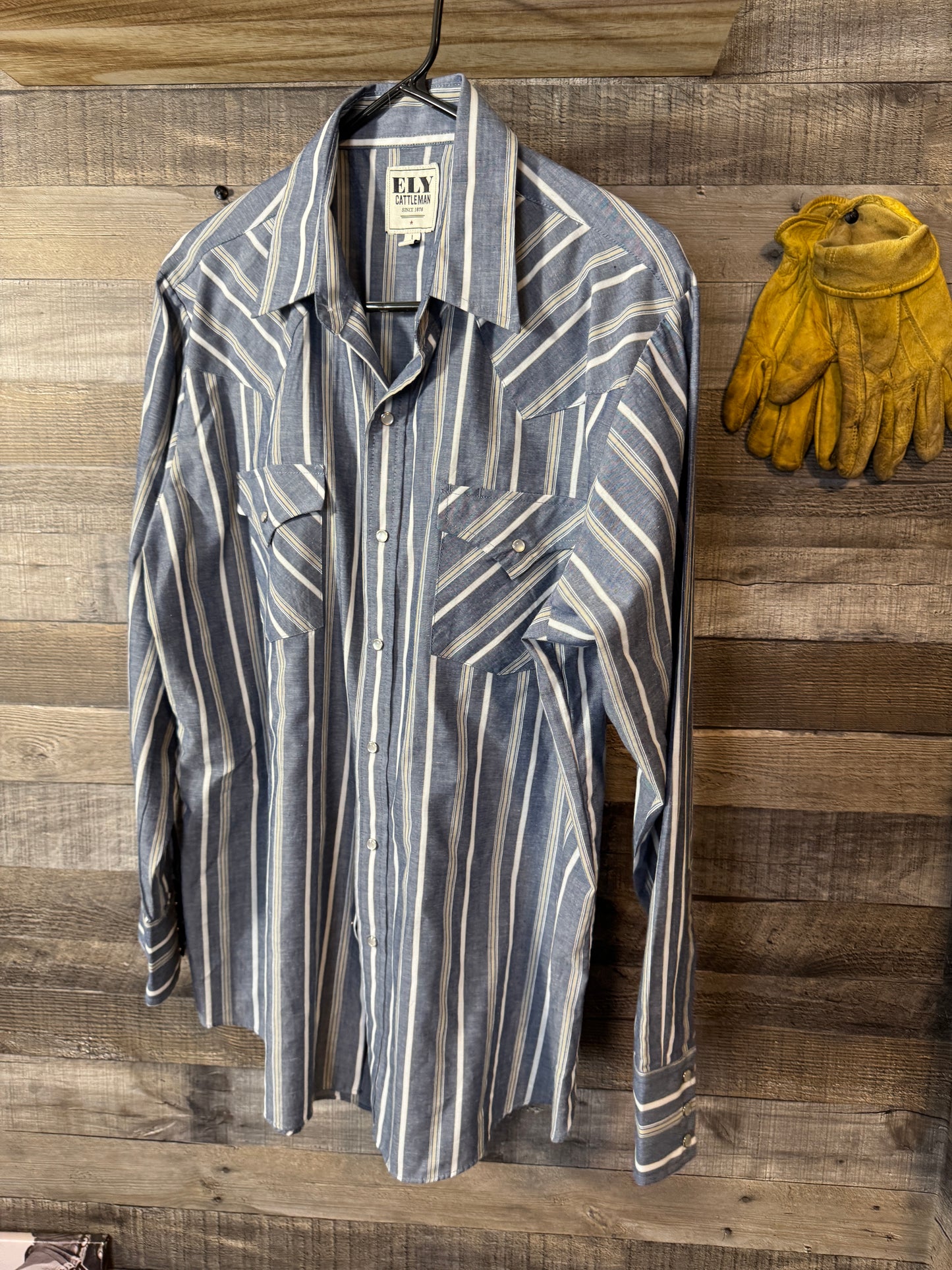 Ely Cattlemen Pearl Snap LARGE