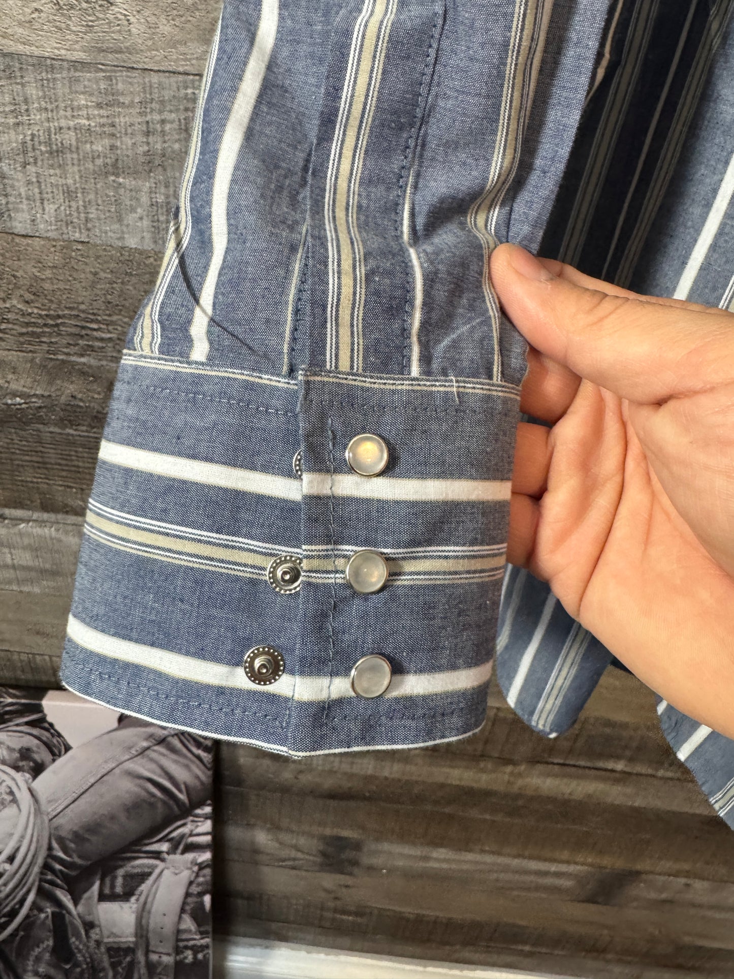 Ely Cattlemen Pearl Snap LARGE