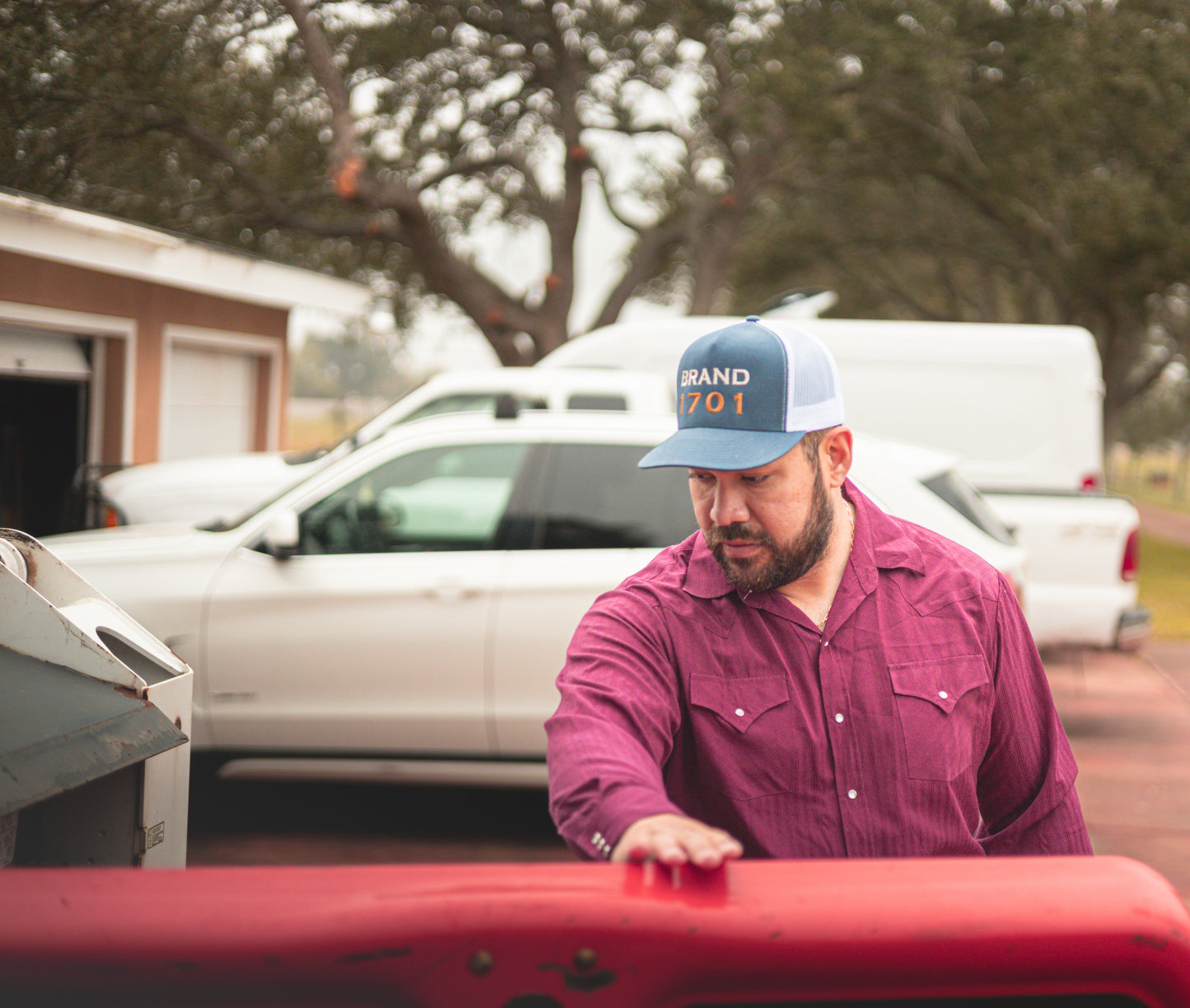 Rust 1701 Signature Trucker